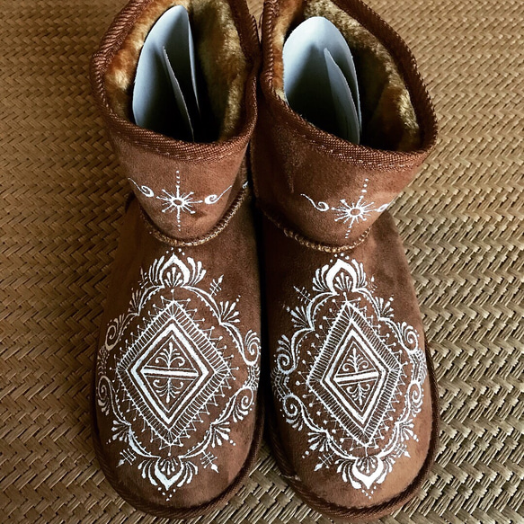 エスニック柄ムートンブーツ(キャメル) ブーツ TARViZ 通販 5050825