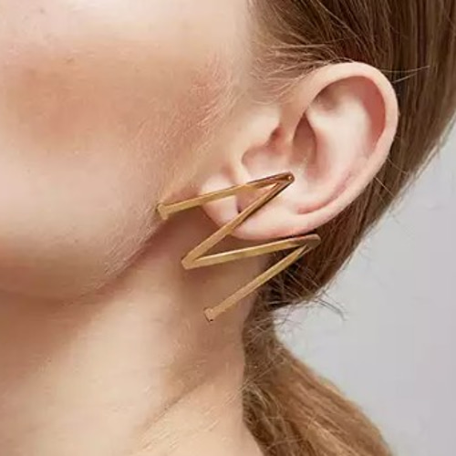 ピアスシングルイニシャルM