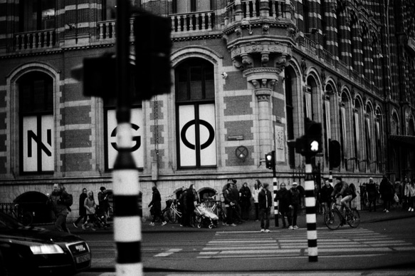 Oui Oui  黑白 街拍攝影集 都市風景 フィルム   モノクロ  写真集 Paris 第7張的照片