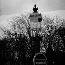 Oui Oui モノクロ 銀塩 写真集 Paris  しろくろ写真 10枚目の画像