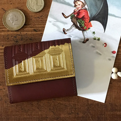 金箔：革のチョコレート・コインケース（金の包み紙） 1枚目の画像