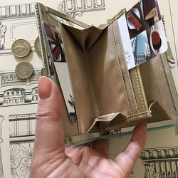 革のミントチョコ・がま口カードケース兼財布　（銀の包み紙） 2枚目の画像