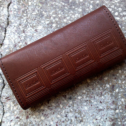 革のチョコレート・キーケース（銀の包み紙） 3枚目の画像