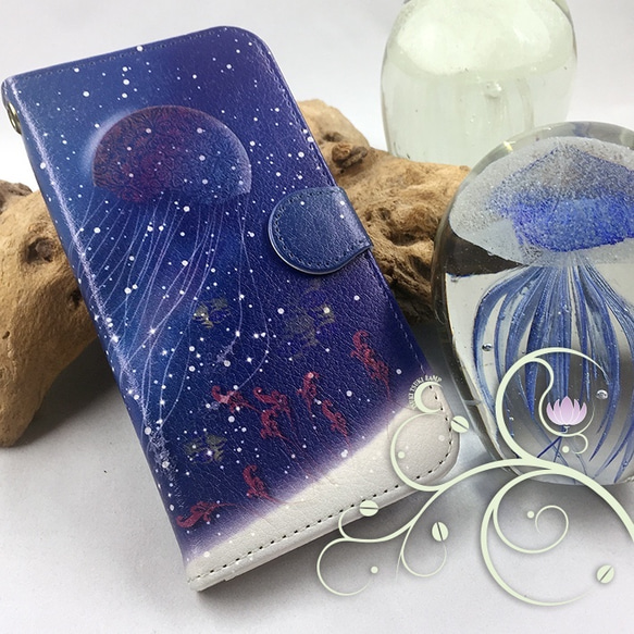 スマートフォンケース【海月】二つ折り手帳型　スマホカバー　ソフトカバー 1枚目の画像
