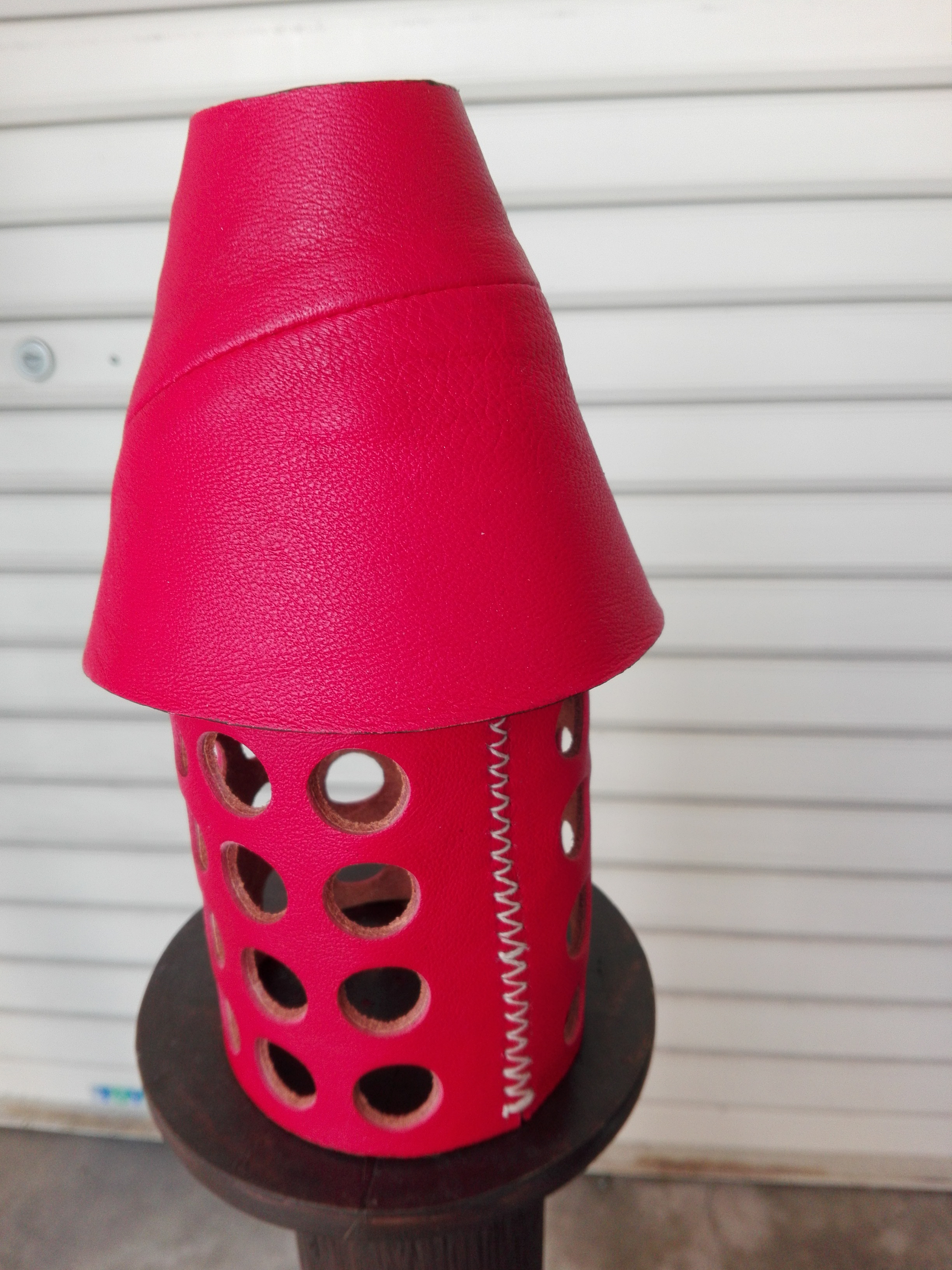 ブルートゥーススピーカーエンクロージャー