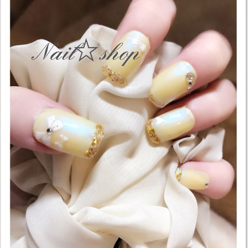 黄色×ゴールド リボンネイル☆送料無料 ネイルチップ（つけ爪） Nail