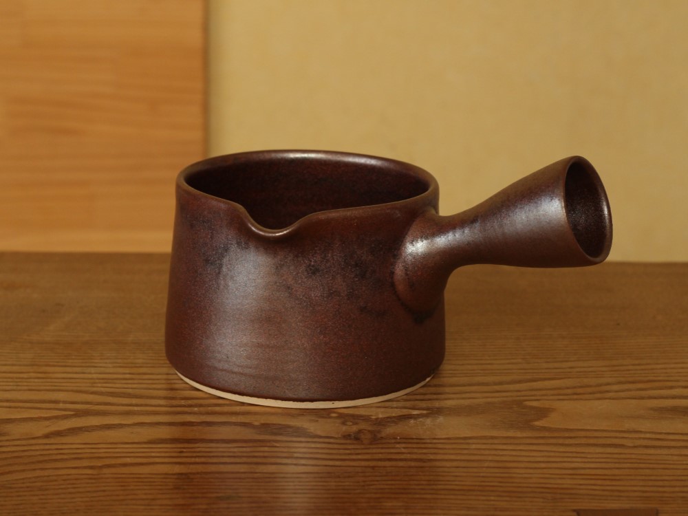 片手土鍋 錆赤 片手土鍋 （右） 鍋・土鍋 山口トモ 通販 4699978｜Creema(クリーマ)