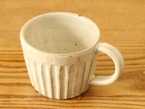 白マット マグカップ －鎬 shinogi－ 1枚目の画像
