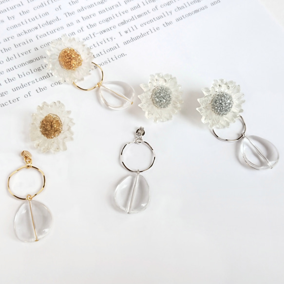 クリアフラワー×クリアドロップの大ぶりピアス/イヤリング 3枚目の画像