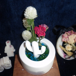 【Miss Jo工藝香氛蠟燭】沙漠玫瑰仙人掌擴香石盆栽燭台&冰河梨香 第3張的照片