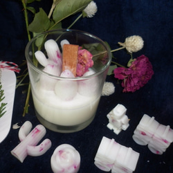 【Miss Jo工藝香氛蠟燭】玫瑰與草莓蛋糕塔No.11杏子小蒼蘭 第6張的照片