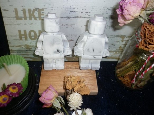 【Miss Jo工藝香氛蠟燭 】渲染機器人車用香氛瓷/男朋友物語小男孩機器人 第3張的照片