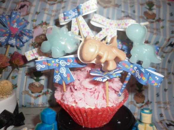 [ミス・ジョークラフト香りのキャンドル]ベビーブルー赤ちゃん恐竜の誕生日パーティーマカロンカラーハッピーバースデー 8枚目の画像