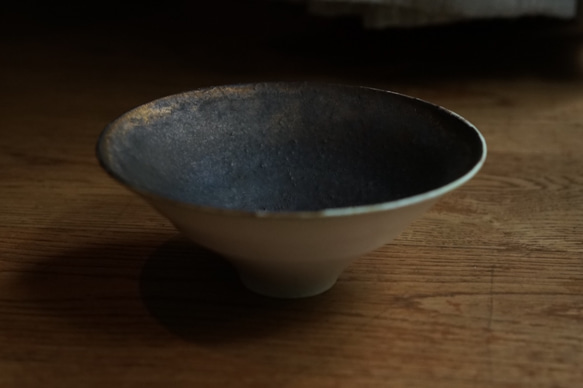 【SALE対象商品】【30％OFF】班金 碗皿 18cm 1枚目の画像