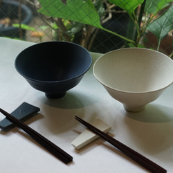 【Creema限定セット販売】【夫婦茶碗＋箸置き】白墨&鏡水 茶碗 13cm 2枚目の画像