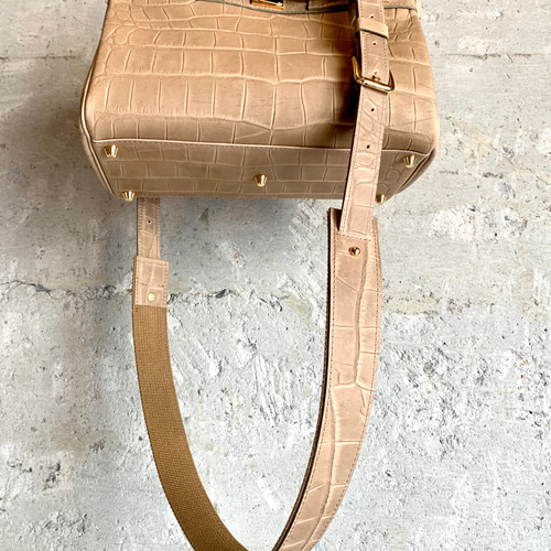 完売しました！ラスト1点！限定生産！ クロコダイル型押しショルダー