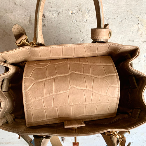 完売しました！ラスト1点！限定生産！ クロコダイル型押しショルダー