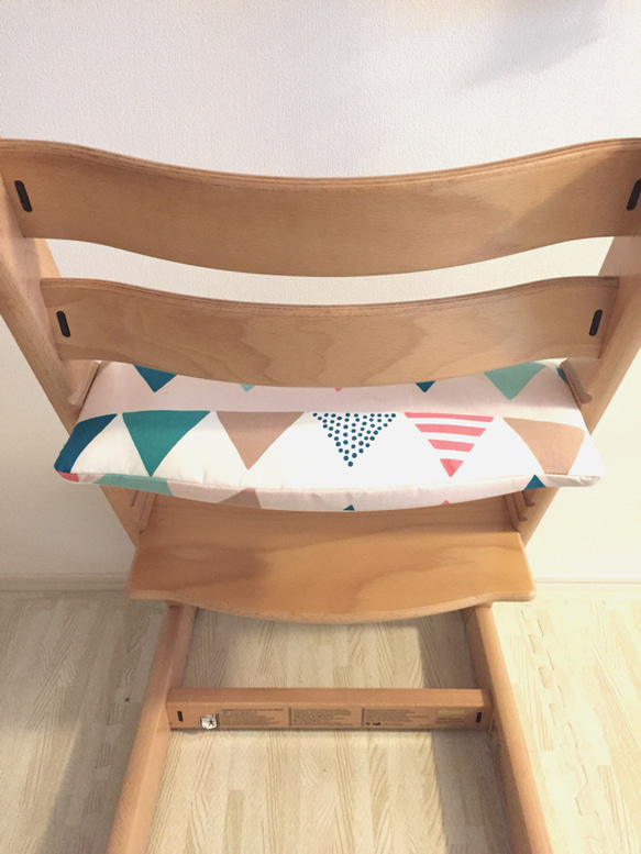 北欧 ストッケ トリップトラップ クッション ガーランド柄＊ブルー 2枚目の画像