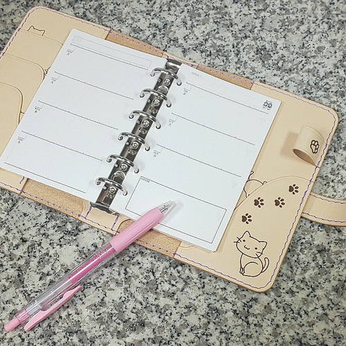 システム手帳 ～ ねこのかくれんぼ ～ バイブルサイズ