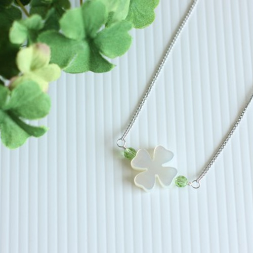 四葉のクローバーネックレス・マザーオブパール(白蝶貝)/n227