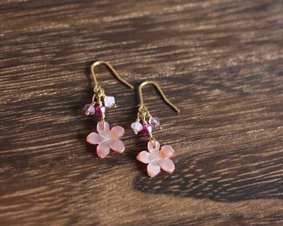【さくら、咲く】 ピンクシェルの桜とスワロピアス/p397 6枚目の画像