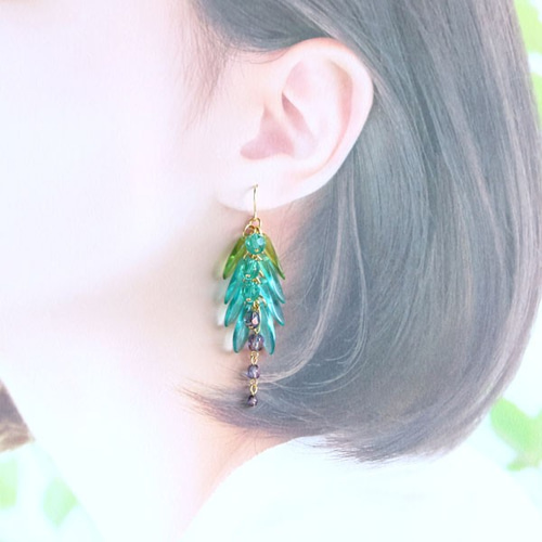 ヒスイカズラ ヒスイカズラひとふさピアス/p1195 ピアス（フック・チェーン