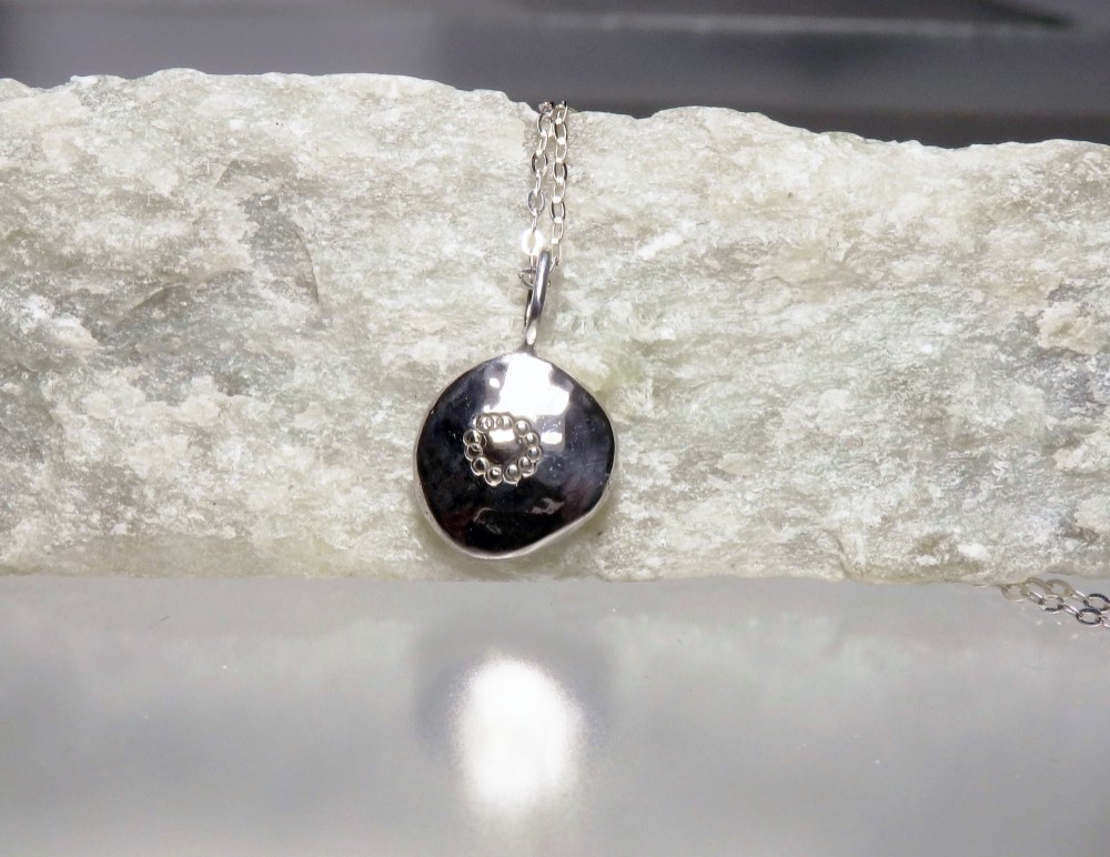 彫金ナゲットペンダント　with  K14 Yellow Gold