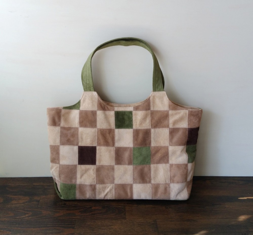 ピッグスエードの手提げ タイル (L) ライトキャメル