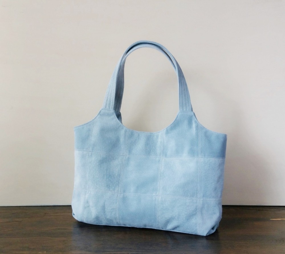 【撥水】水をはじく 防水ピッグスエードの手提げ (M) スカイ