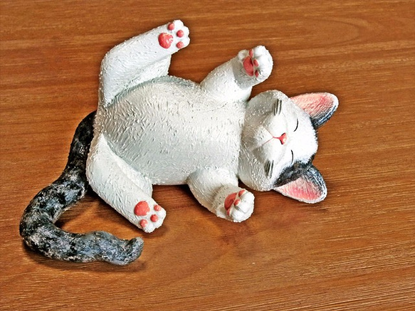 猫型スマホスタンド　『ニャンダフォン』 1枚目の画像