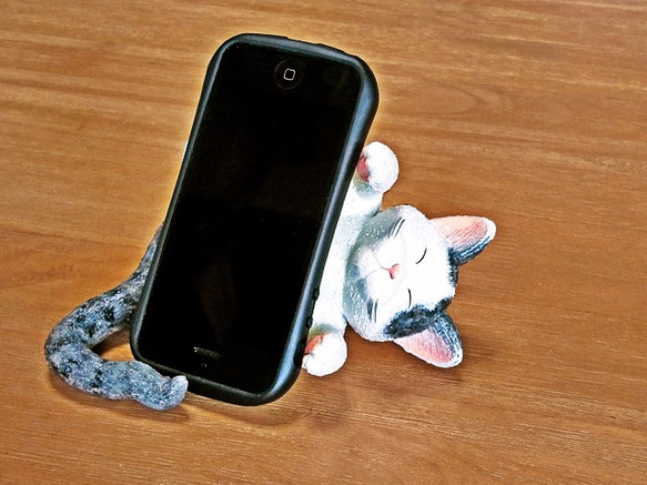 猫型スマホスタンド　『ニャンダフォン』　 2枚目の画像