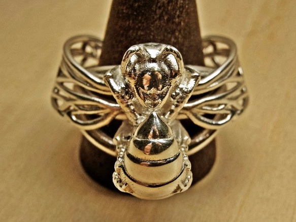 大黃蜂型銀戒指“Ichisashi Hachizo”男士尺寸訂購 第1張的照片