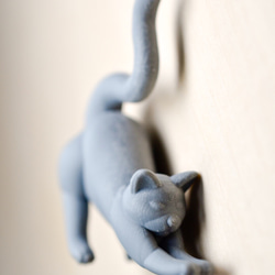 貓形托勒漆材料戒指架或小雕像 第2張的照片
