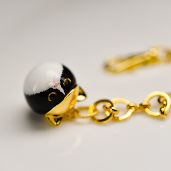 定制 Nyanko 包飾“貓王子”金色黑白貓八戒 第5張的照片