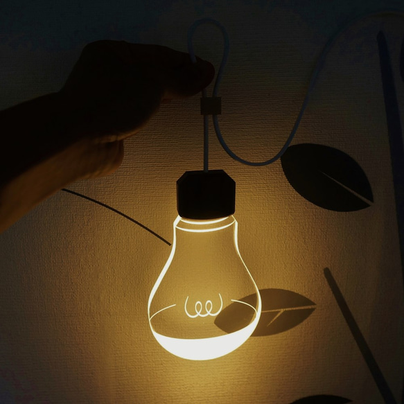 LiLi（電球色）　ウォールナットの間接照明 1枚目の画像