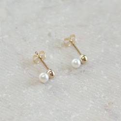 フューシャピンクカルセドニーピアス（ロングドロップ）14Kgf ピアス