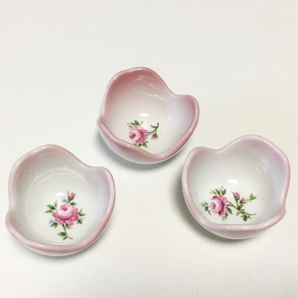 ピンクの小バラの小さな小鉢、2つセット 5枚目の画像