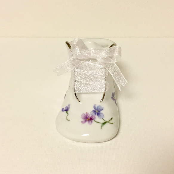 手繪紫羅蘭嬰兒鞋 第4張的照片