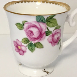 手描きのバラのマグカップ 2枚目の画像