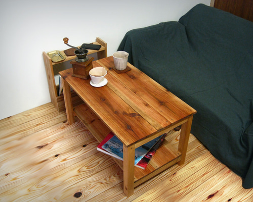 ローテーブル　無垢　木製　　コーヒーテーブル 横幅80×奥行42cmどっしり木製センターテーブル☆無垢材