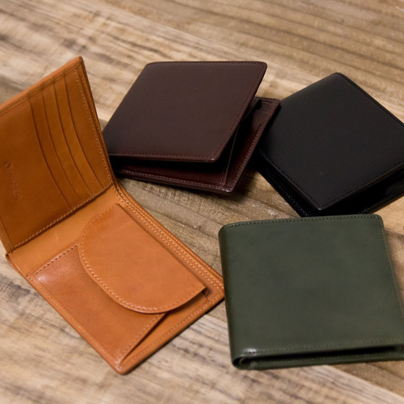<送料無料>ヌメ革シンプルな二つ折り財布　ダークグリーン（レザー 牛キップヌメ） 4枚目の画像