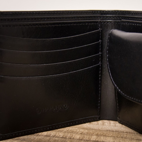 <送料無料>ヌメ革シンプルな二つ折り財布　ブラック（レザー 牛キップヌメ） 2枚目の画像