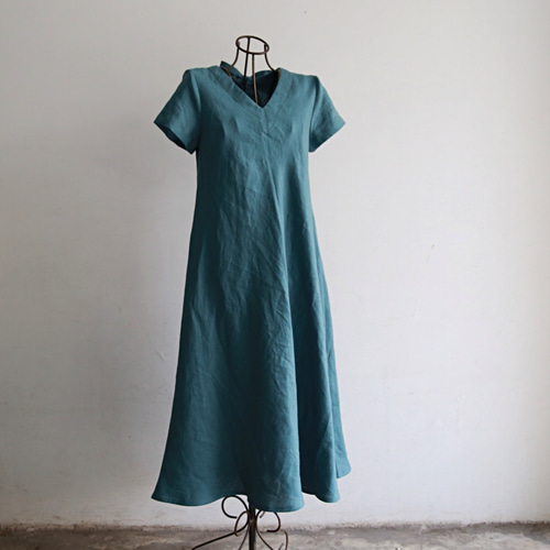 バック リボンワンピース リネン素材のロングワンピース モスグリーン