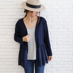 不同材質的喇叭形開襟羊毛衫<Layla>海軍 第2張的照片