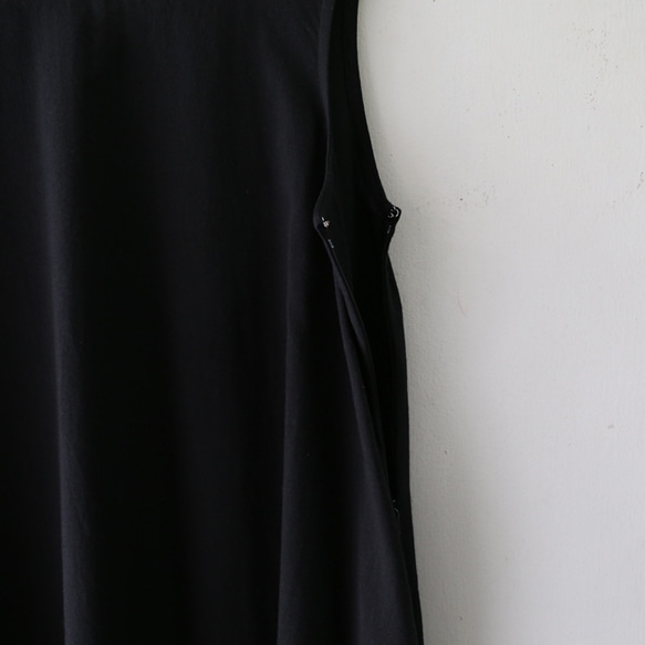 棉麻柔軟連衣裙黑色 第8張的照片