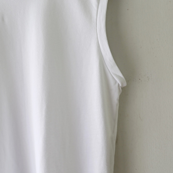 棉質無袖T卹白色 第9張的照片