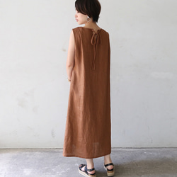 預定於9月底完成捲起緞帶連衣裙亞麻材質連衣裙棕色 第4張的照片