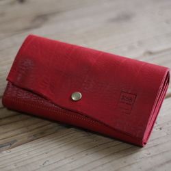 [リンネル掲載作品] 長財布　Long Wallet / Natural cut / Red 1枚目の画像