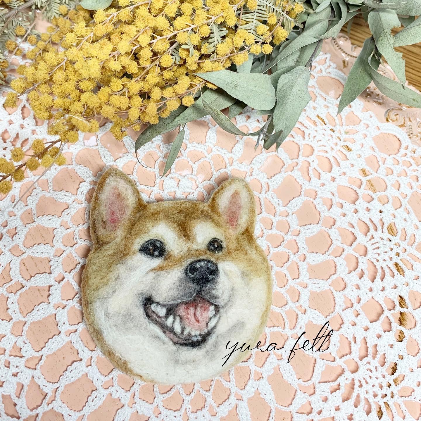犬のバーブローチ