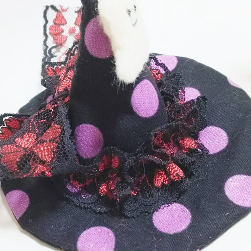 羊毛フェルト/ハロウィン うさぎ お墓 帽子 ホウキ オバケ 置物